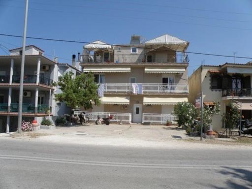 Helios Apartments Limenaria  Esterno foto